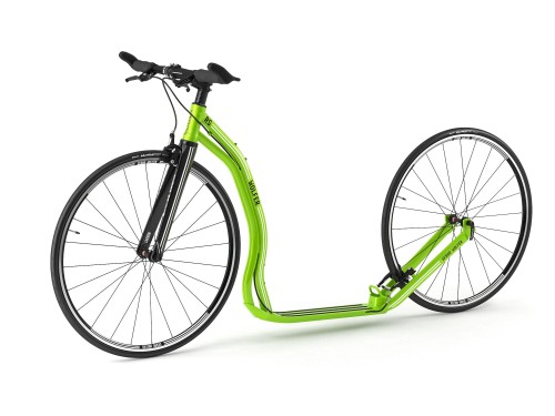 Wolfer_RS_12721_green_threequarters.jpg