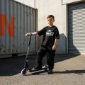scooter_nkd_mini_gen_black_rainbow_lifestyle_01_30f9.webp